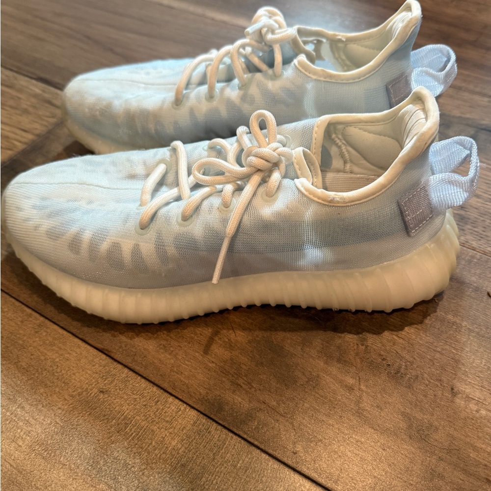 Yeezy Kids Sneakers in Light Blue and White, very gently used.